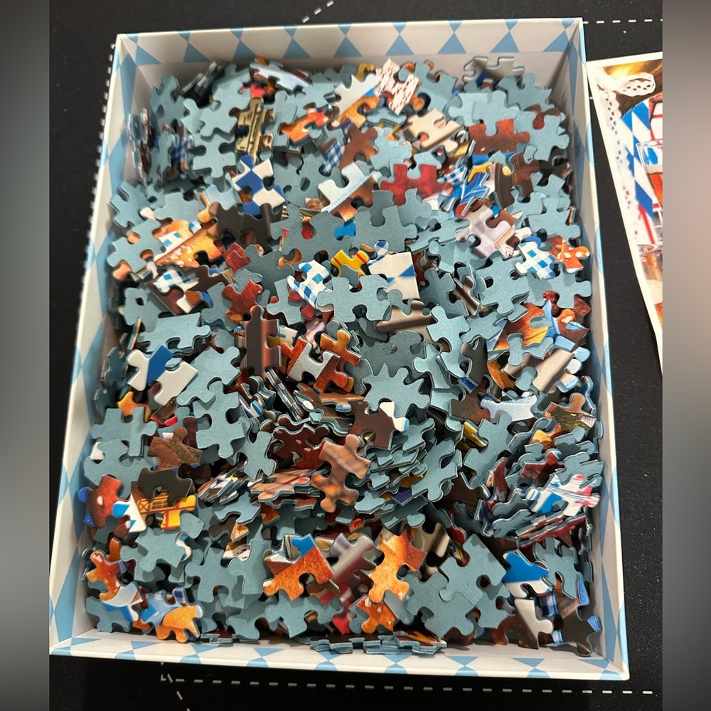 Piecework Oktoberfest 1000 Piece Puzzle - Picture 4 of 10